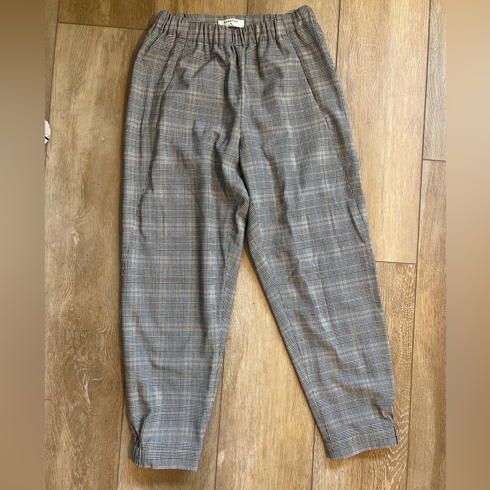 Aritzia Babaton plaid pants.
